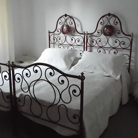 Bed & Breakfast Agli Aceri Bed & Breakfast